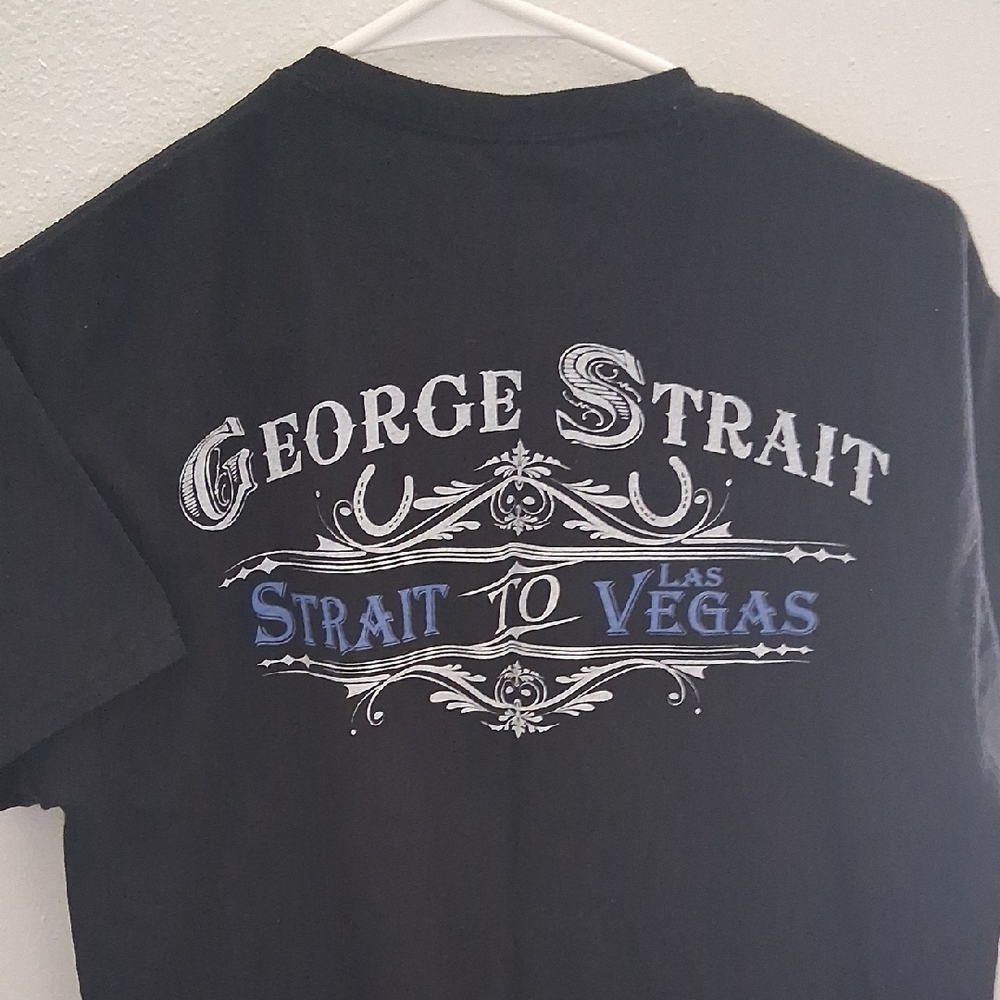 George Strait - Picture 2 of 2